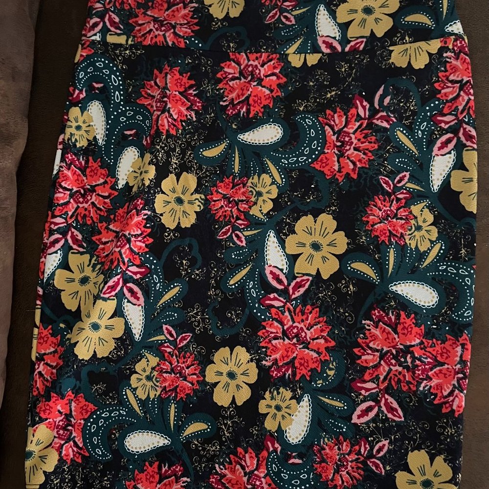 LuLaRoe Pencil Skirt (L) - No. 105
